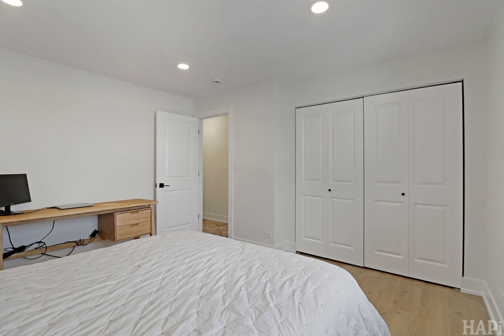 1200 W Northwest Highway #305, Mount Prospect, IL 60056