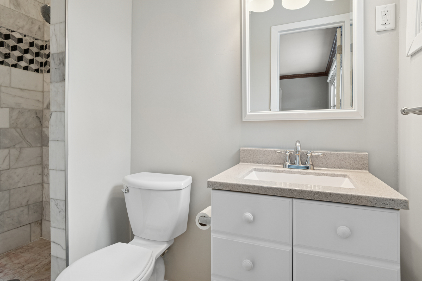 1902 N Washington Street, Wheaton, IL 60187