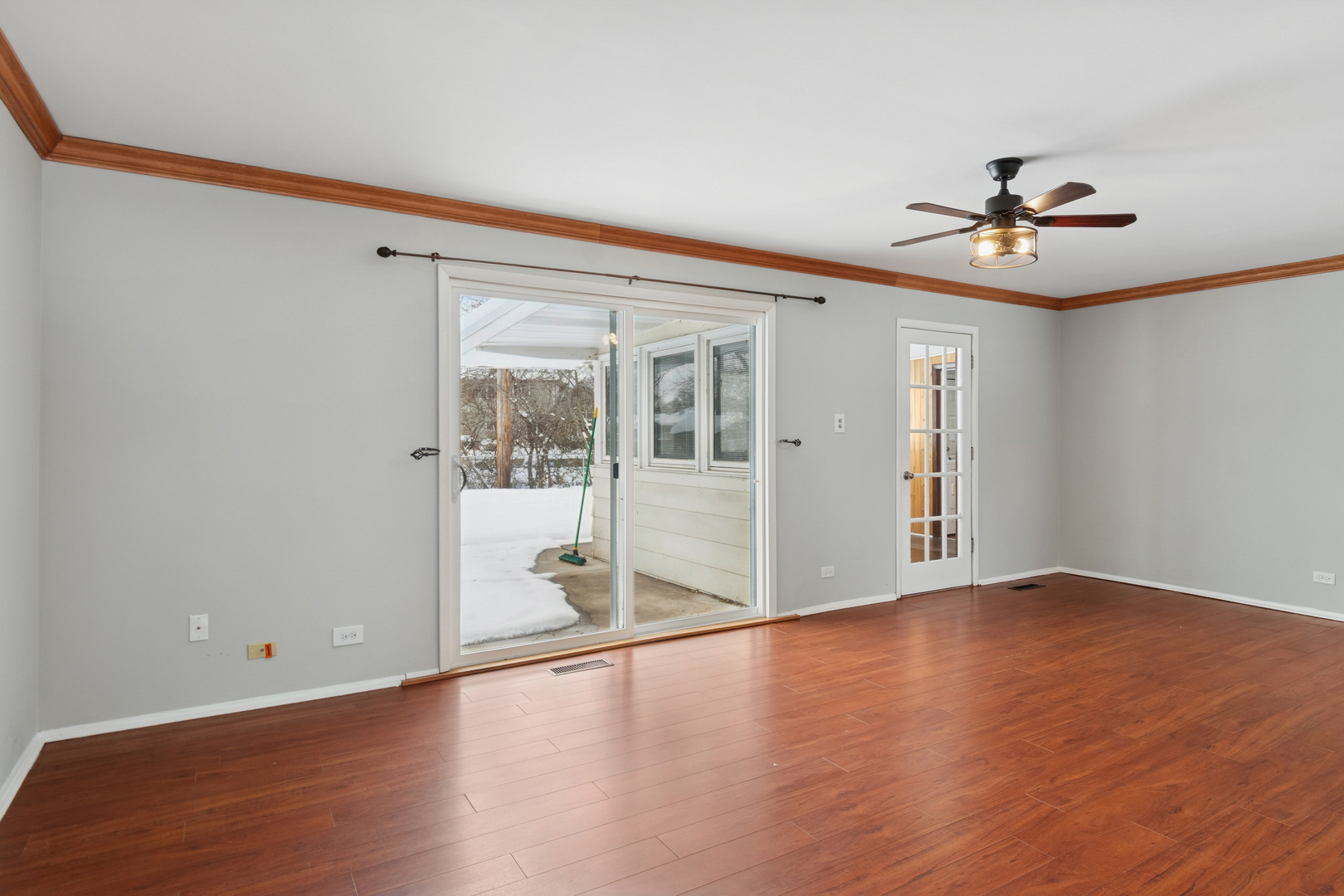 1902 N Washington Street, Wheaton, IL 60187