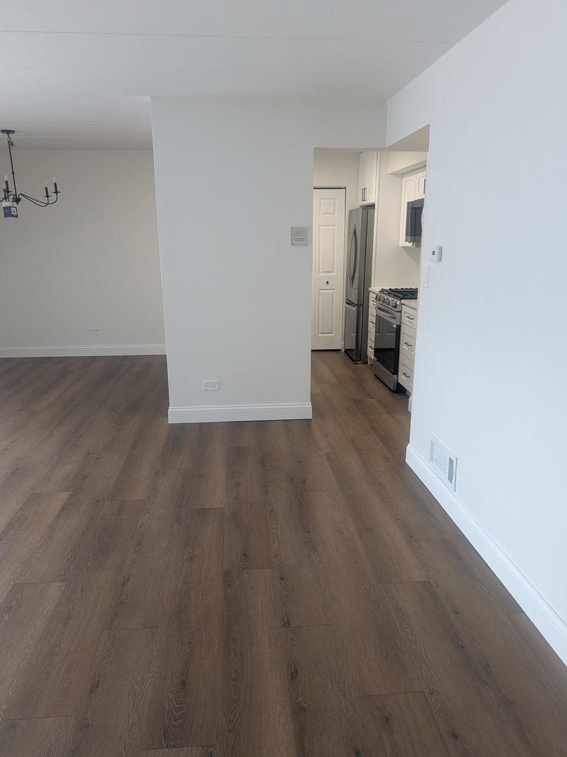 201 E Janata Boulevard #1A, Lombard, IL 60148