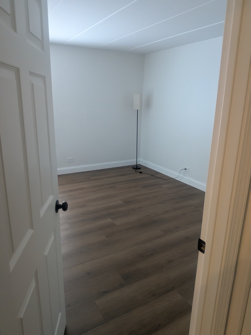 201 E Janata Boulevard #1A, Lombard, IL 60148