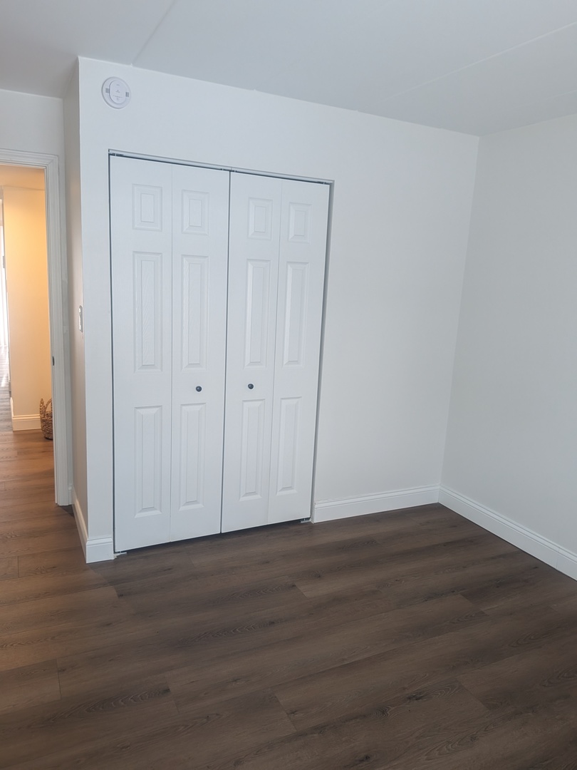 201 E Janata Boulevard #1A, Lombard, IL 60148