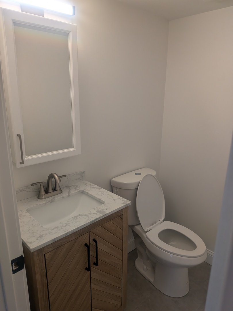 201 E Janata Boulevard #1A, Lombard, IL 60148