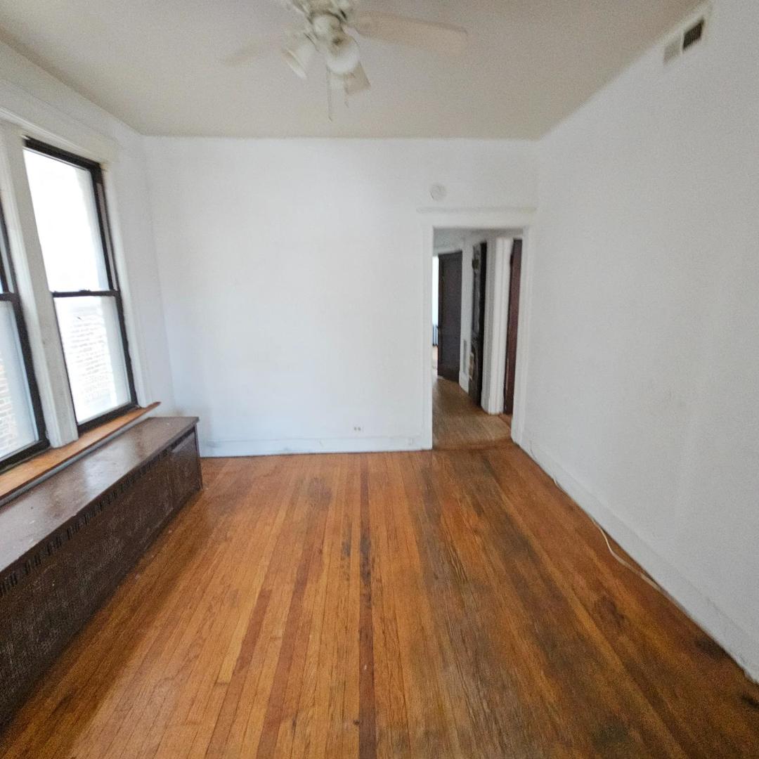 6936 S Dorchester Avenue, Chicago, IL 60637