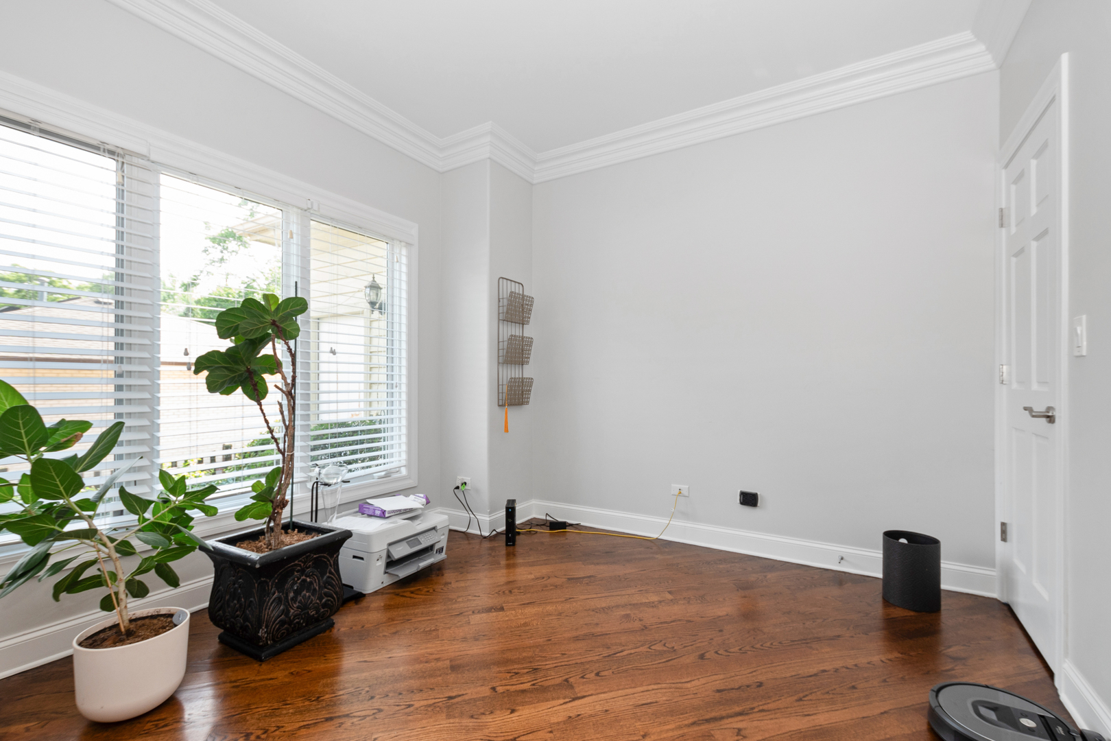 7715 VIRGINIA Court, Willowbrook, IL 60527