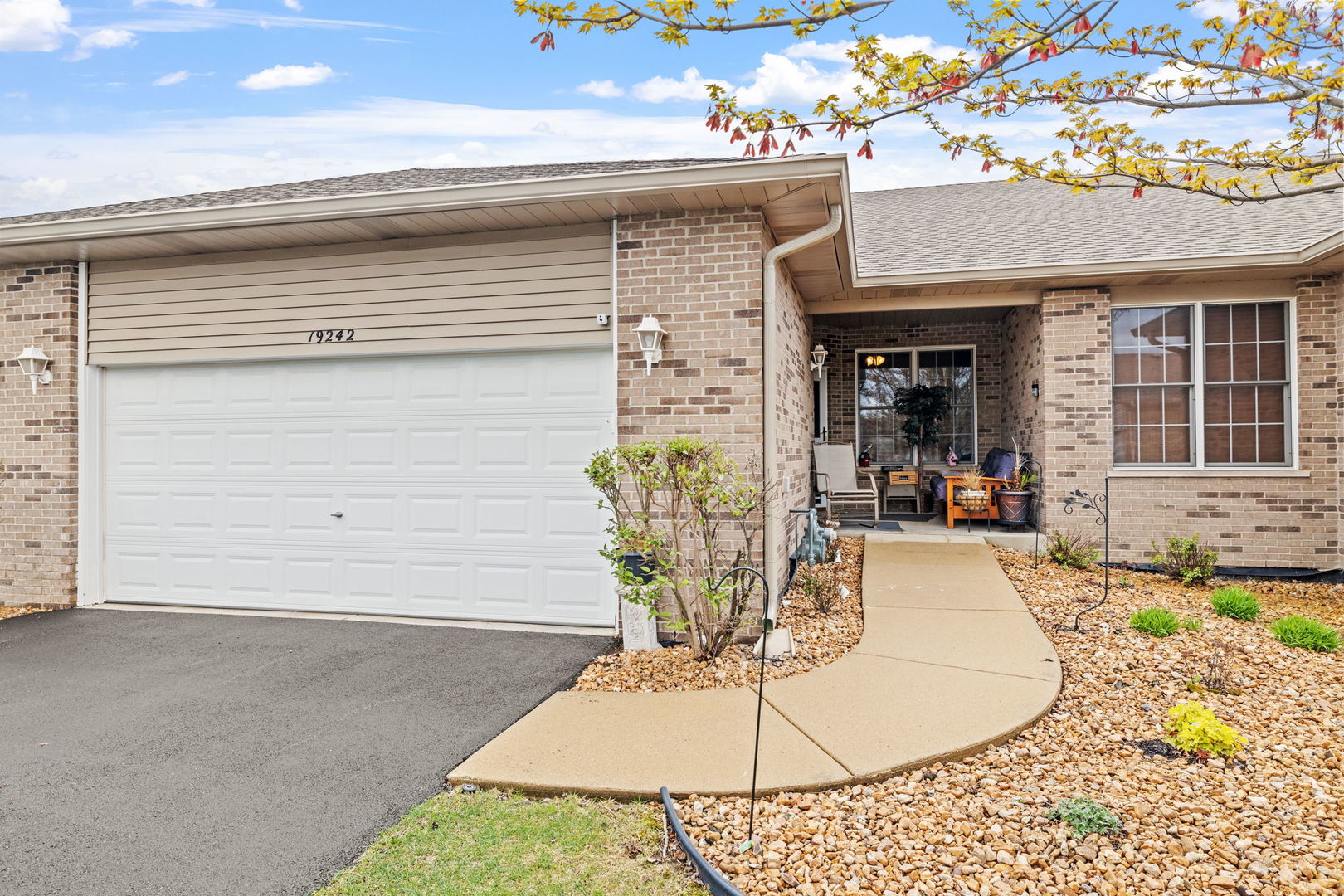 19242 104th Avenue, Mokena, IL 60448