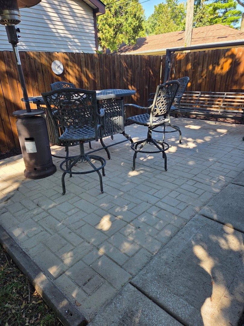 4323 Deyo Avenue, Brookfield, IL 60513