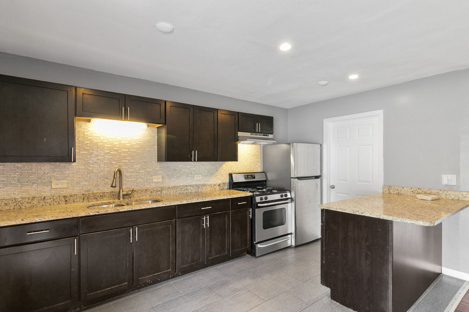 5838 Woodgate Drive, Matteson, IL 60443