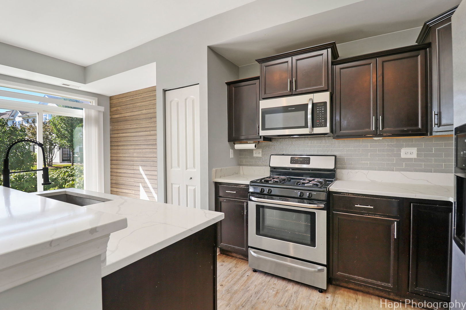 672 Anchorage Court, Pingree Grove, IL 60140