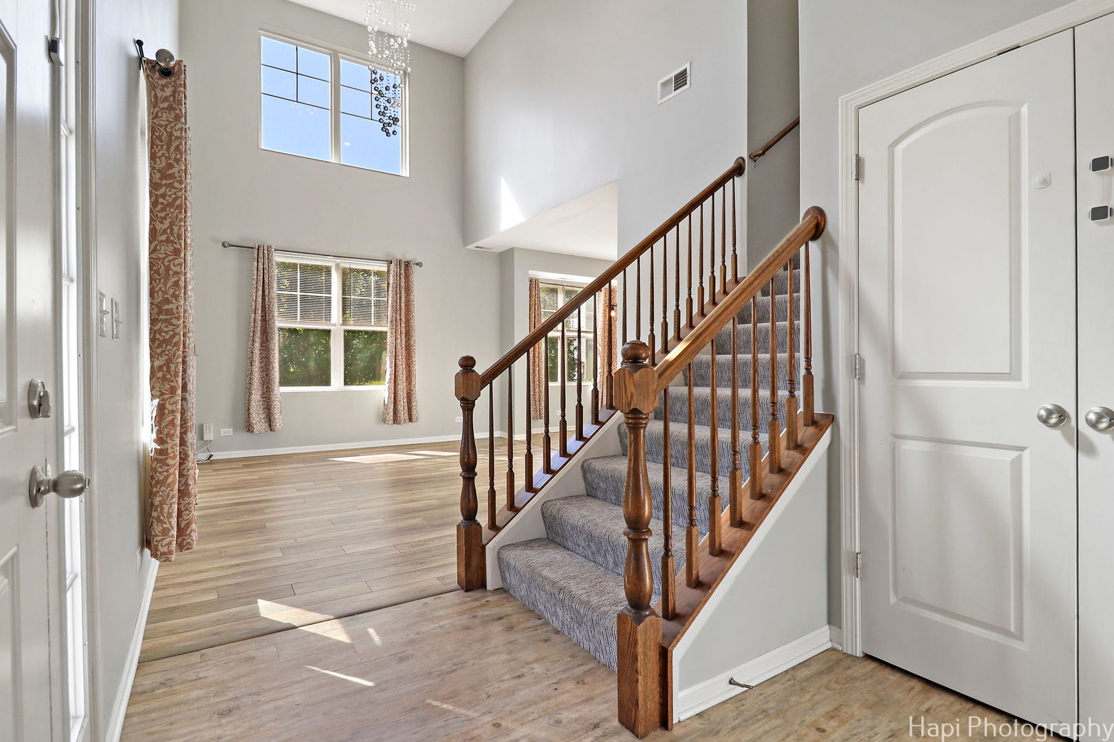 672 Anchorage Court, Pingree Grove, IL 60140