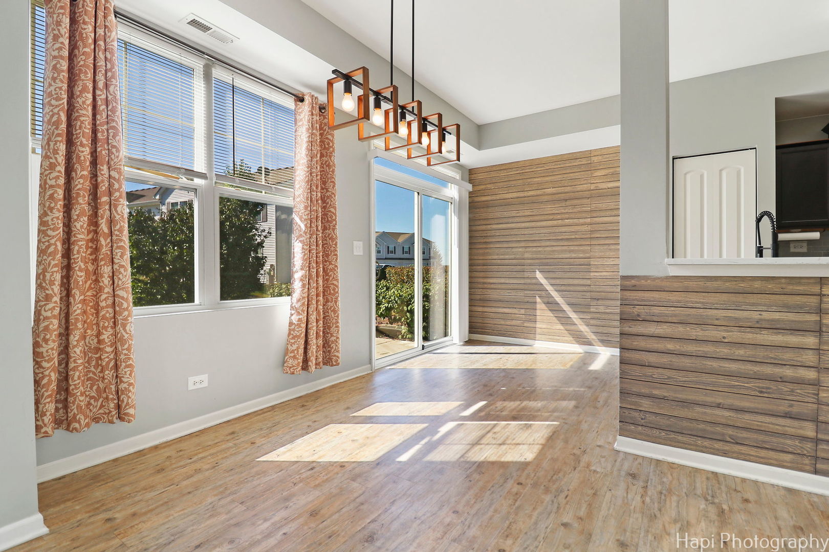 672 Anchorage Court, Pingree Grove, IL 60140