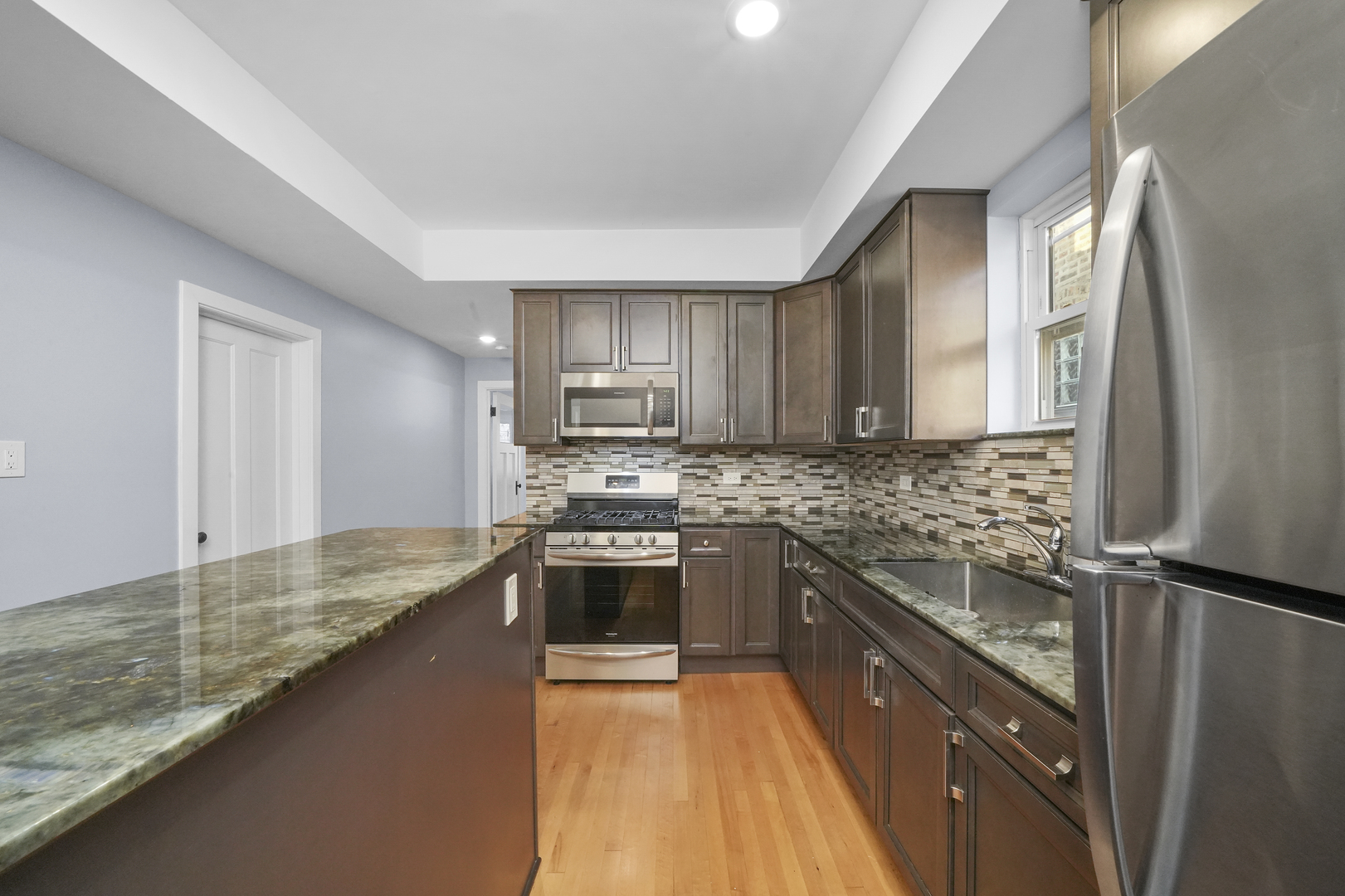 4239 W Melrose Street #2, Chicago, IL 60641