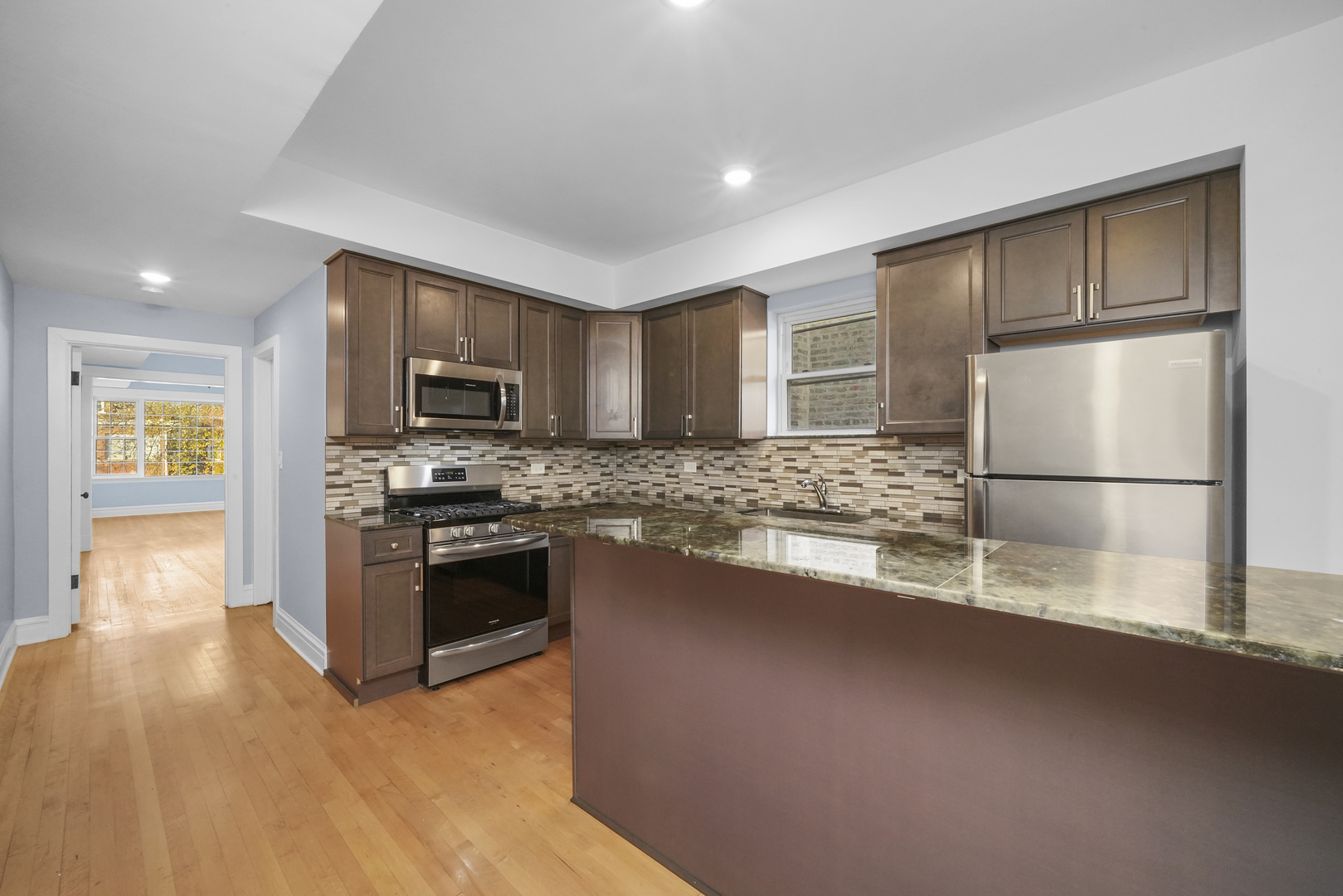 4239 W Melrose Street #2, Chicago, IL 60641