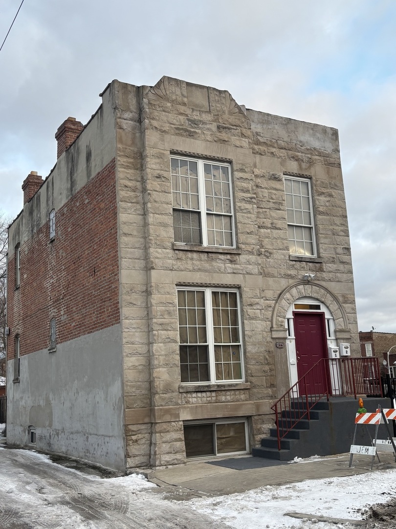 115 S Kilbourn Avenue #1st, Chicago, IL 60624