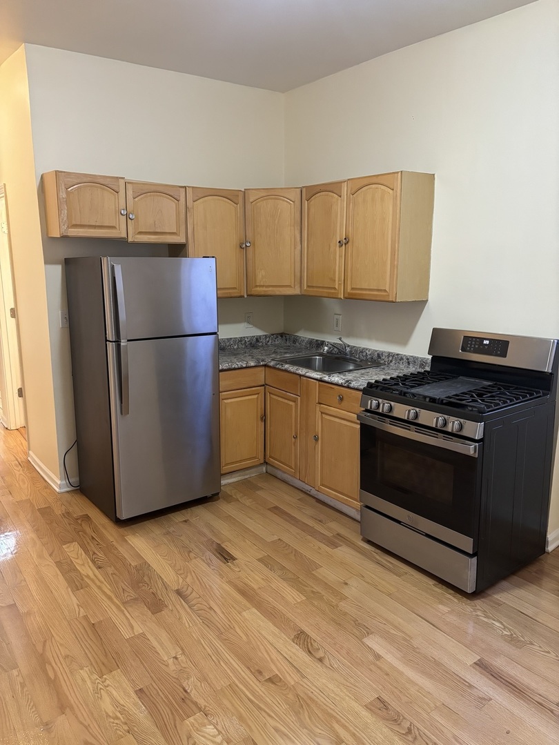 115 S Kilbourn Avenue #1st, Chicago, IL 60624