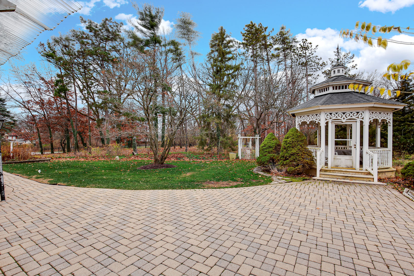 9S174 DREW Avenue, Burr Ridge, IL 60527