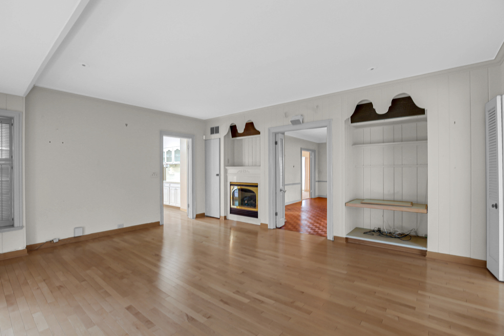 9S174 DREW Avenue, Burr Ridge, IL 60527