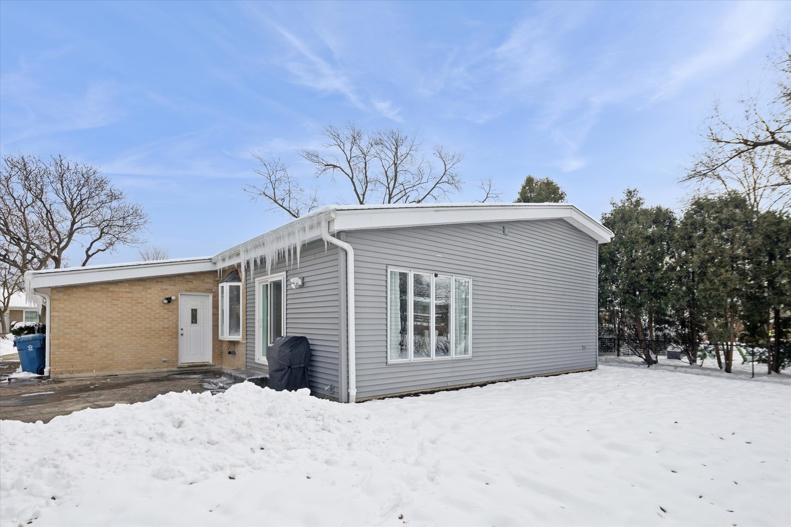 120 S Fairlane Avenue, Elmhurst, IL 60126