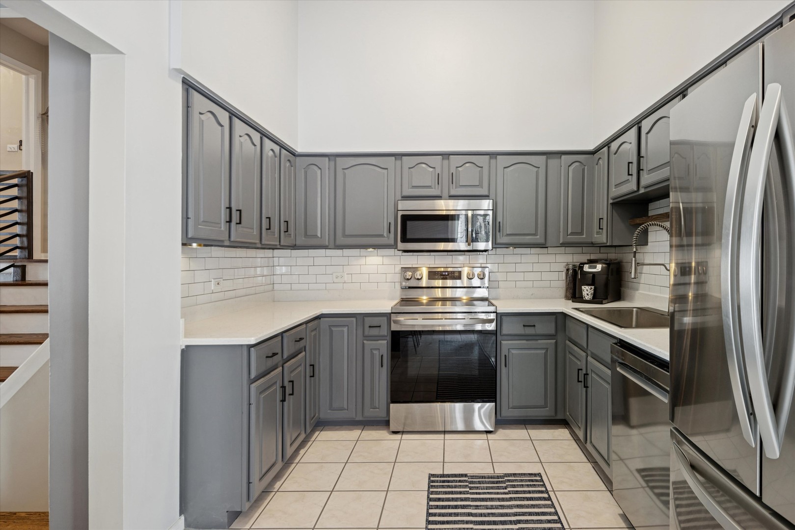 120 S Fairlane Avenue, Elmhurst, IL 60126