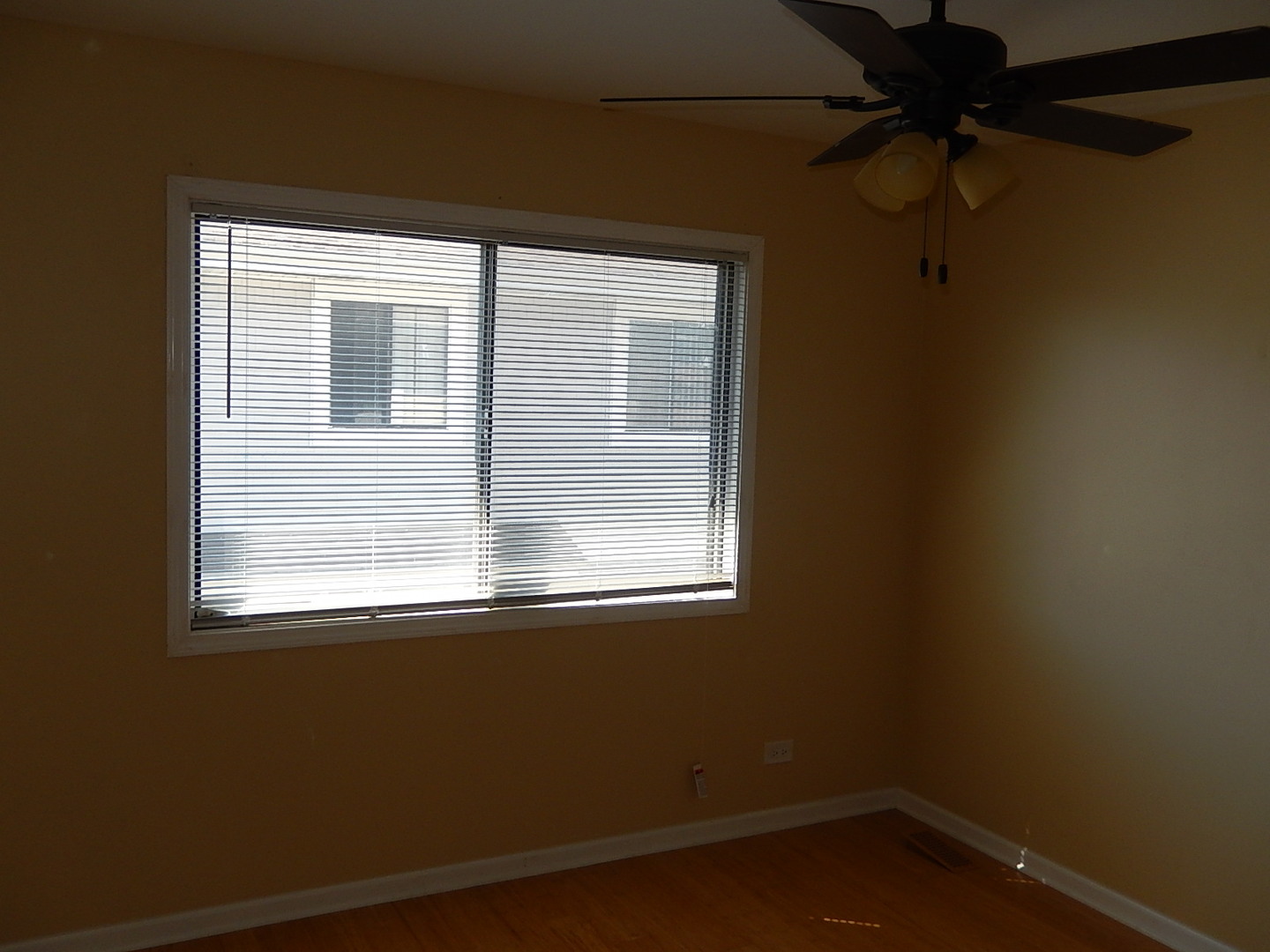 1402 Bear Flag Drive #53-2, Hanover Park, IL 60133