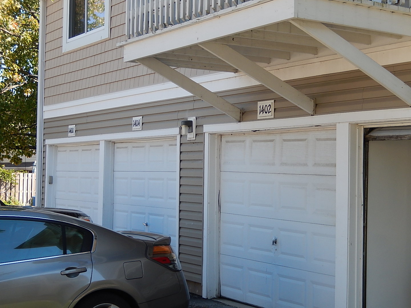 1402 Bear Flag Drive #53-2, Hanover Park, IL 60133