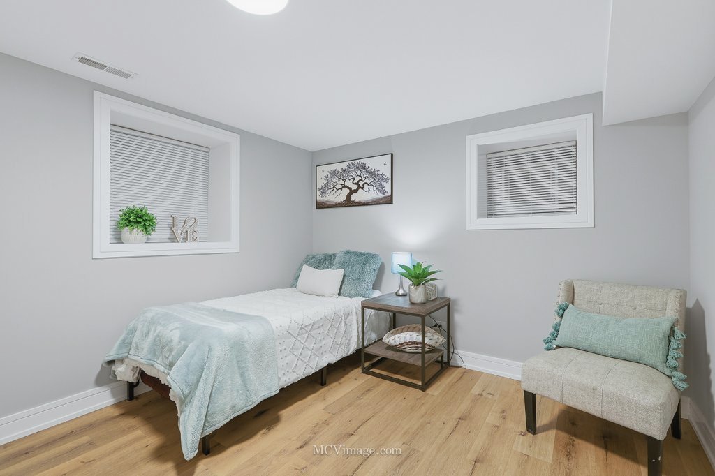 6206 S Kolin Avenue, Chicago, IL 60629