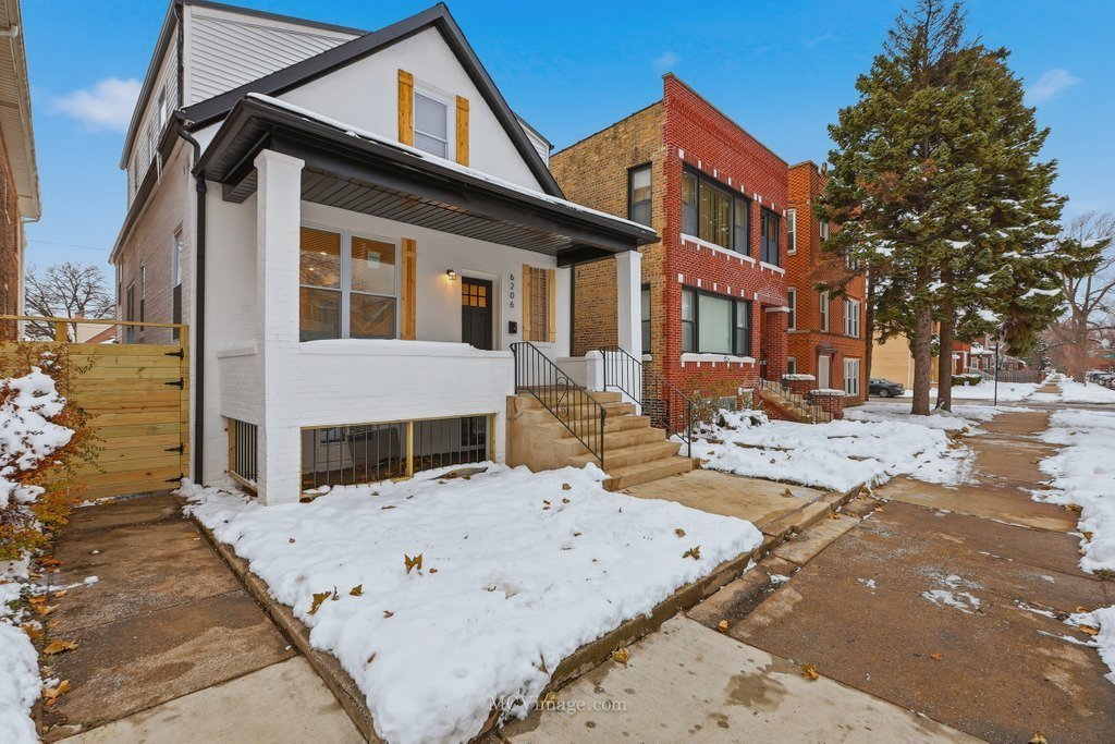 6206 S Kolin Avenue, Chicago, IL 60629