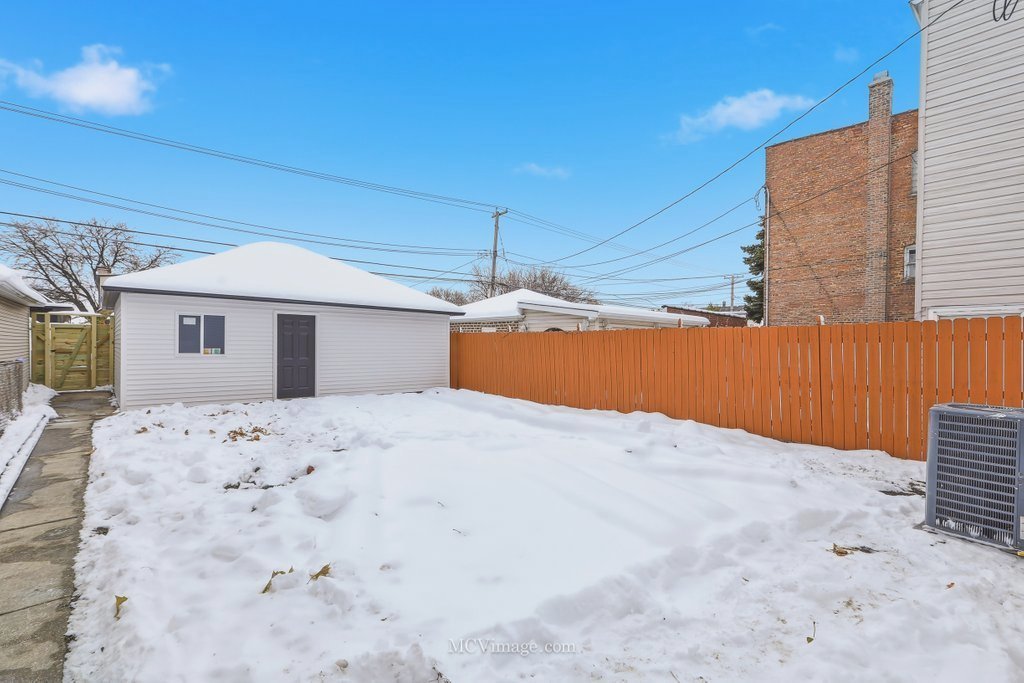 6206 S Kolin Avenue, Chicago, IL 60629