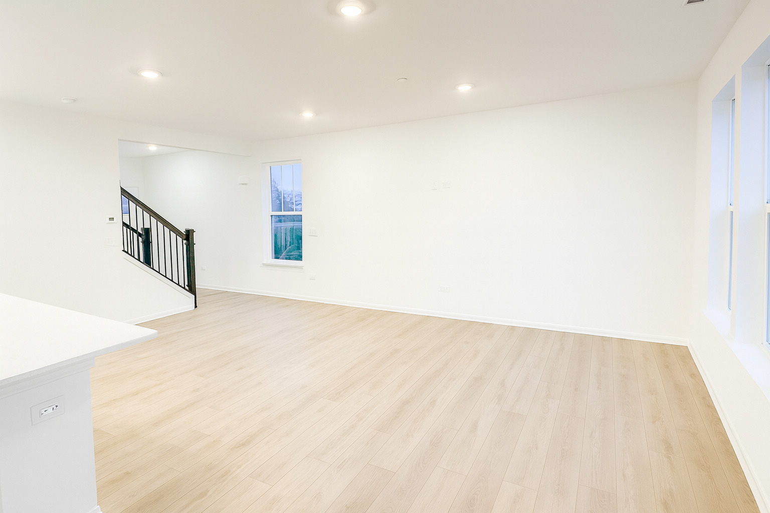 16503 W Golden Valley Lane, Lockport, IL 60441