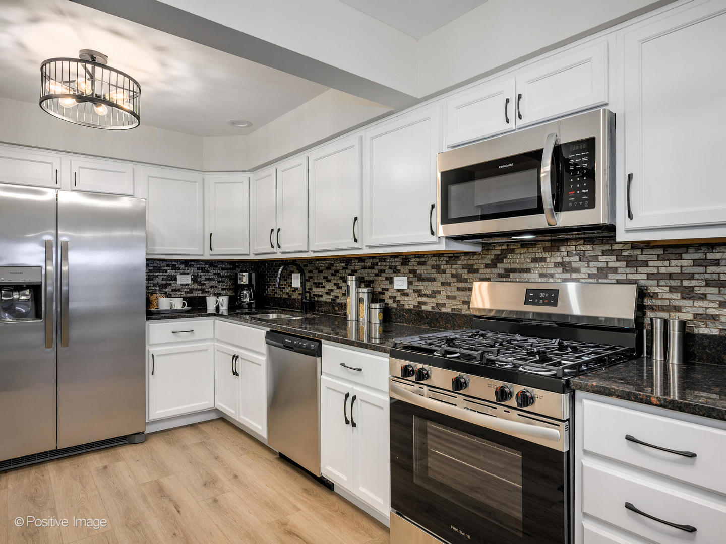 526 THOMAS Road, Bolingbrook, IL 60440