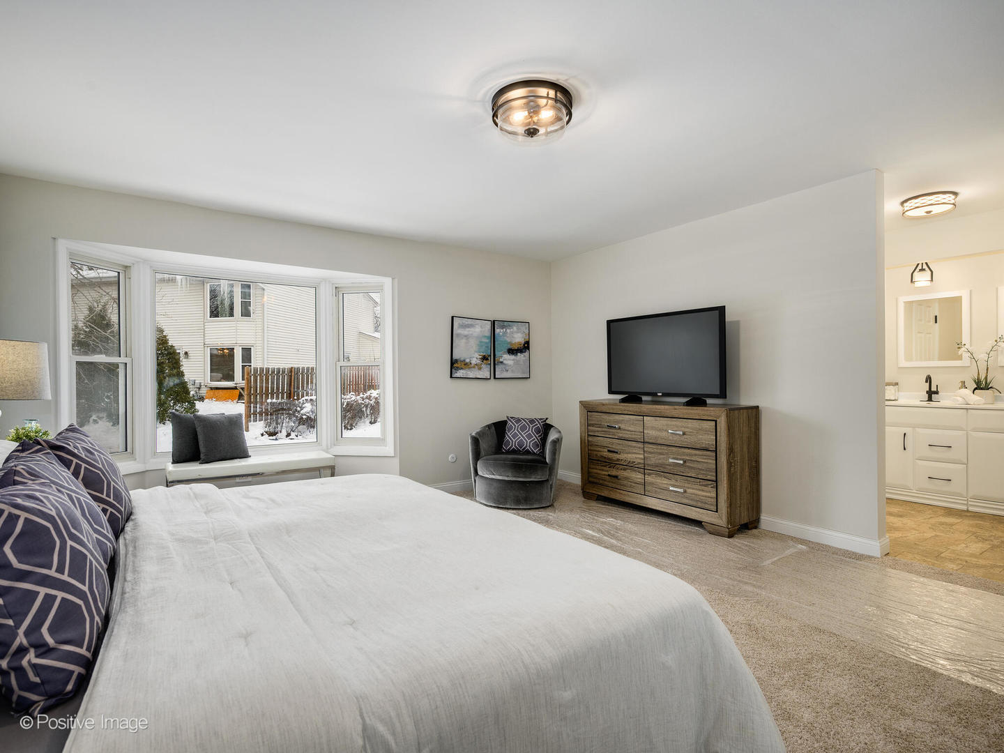 526 THOMAS Road, Bolingbrook, IL 60440