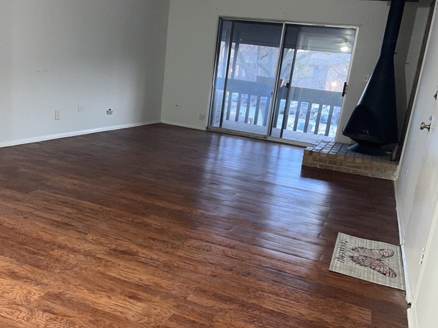 Willowbrook, IL 60527