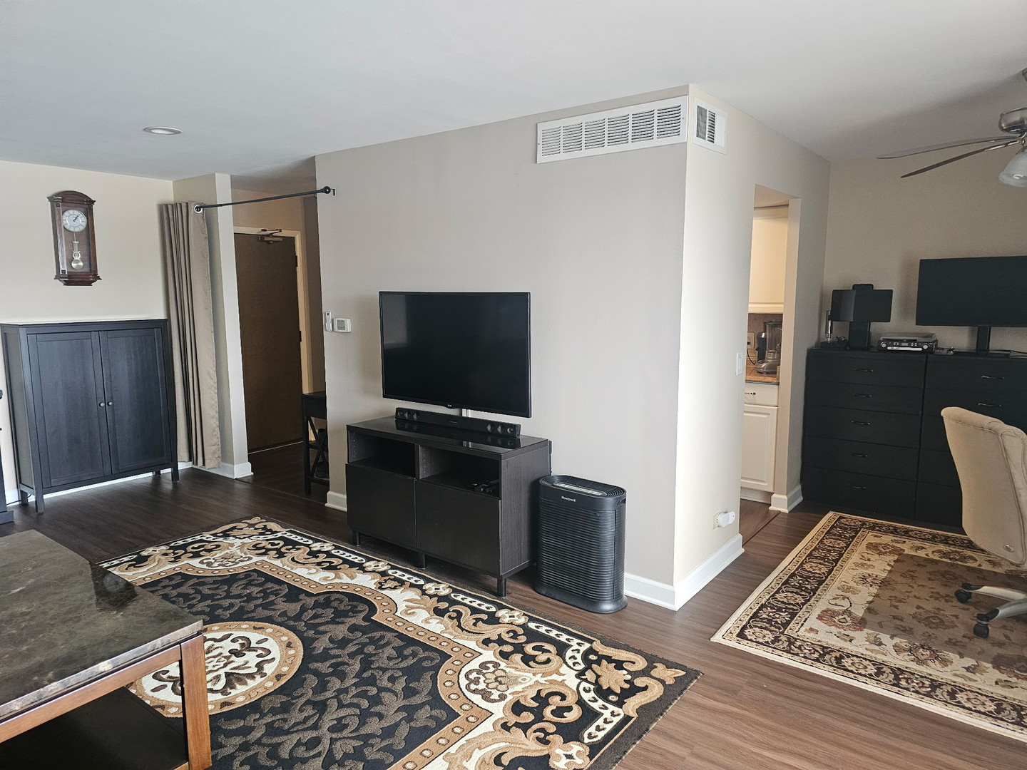 850 Wellington Avenue #415, Elk Grove Village, IL 60007