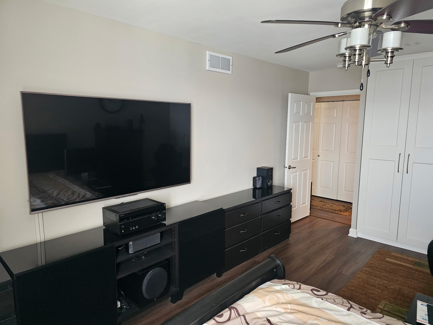 850 Wellington Avenue #415, Elk Grove Village, IL 60007