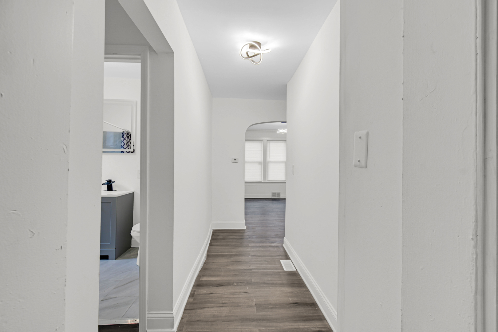 1032 W 103rd Place, Chicago, IL 60643