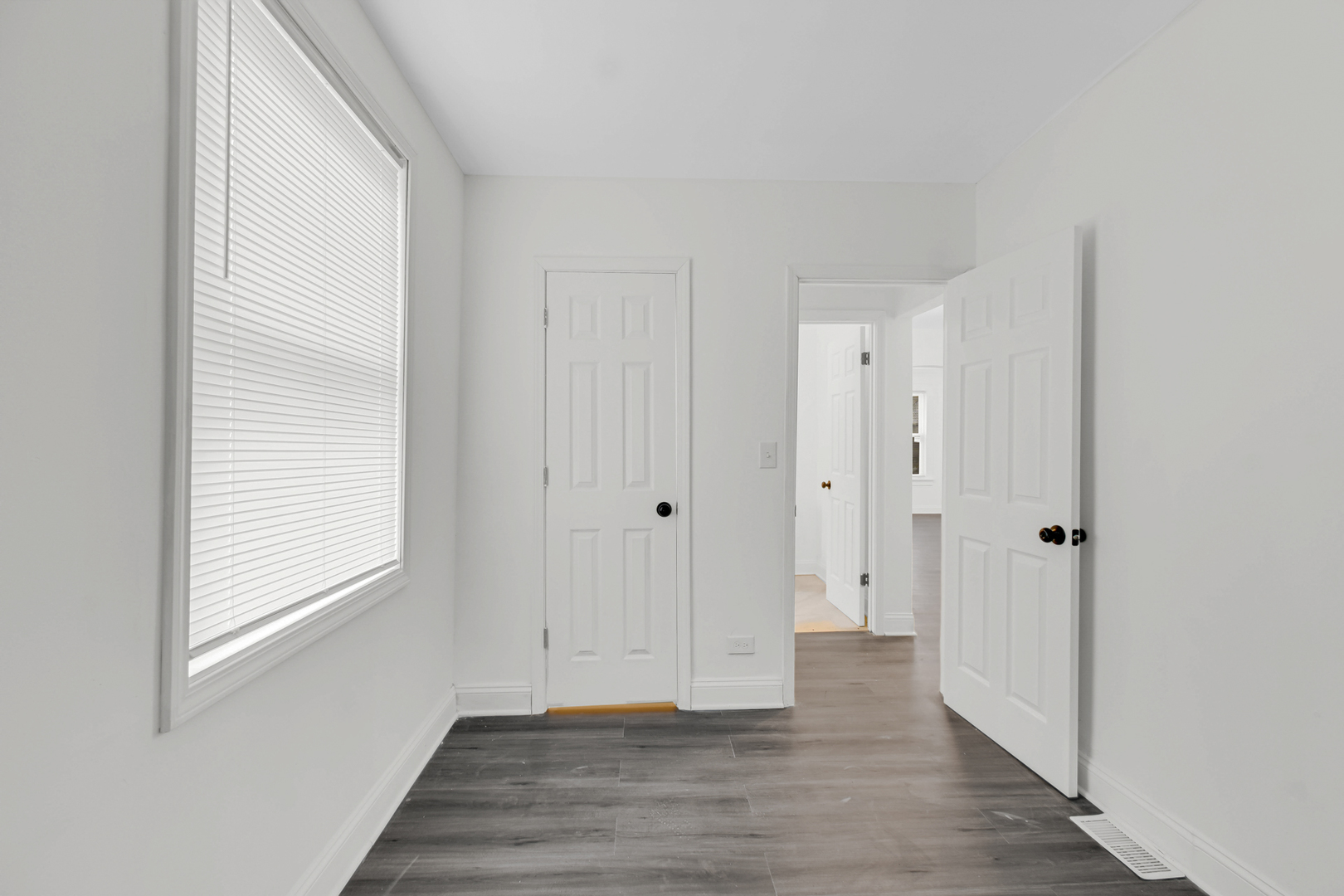 1032 W 103rd Place, Chicago, IL 60643