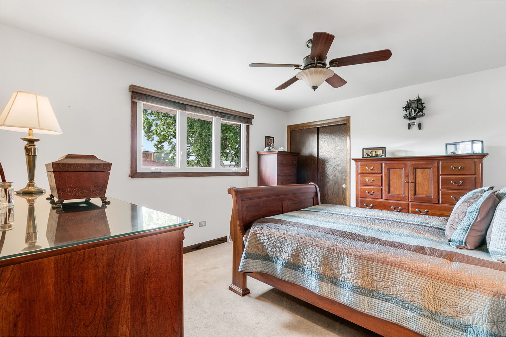 9429 S 55th Avenue, Oak Lawn, IL 60453