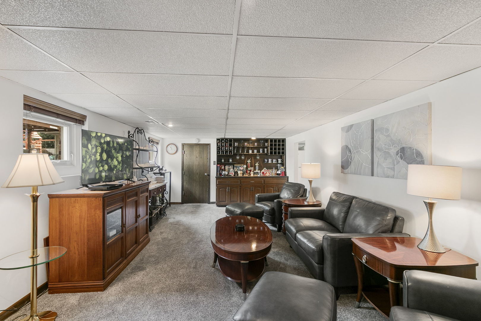 9429 S 55th Avenue, Oak Lawn, IL 60453