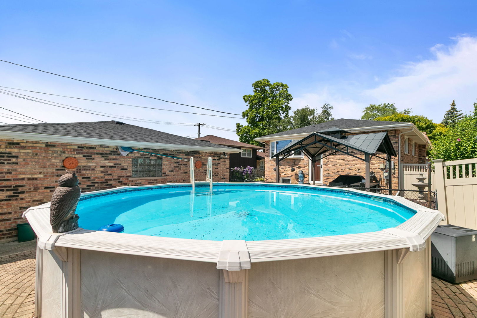 9429 S 55th Avenue, Oak Lawn, IL 60453