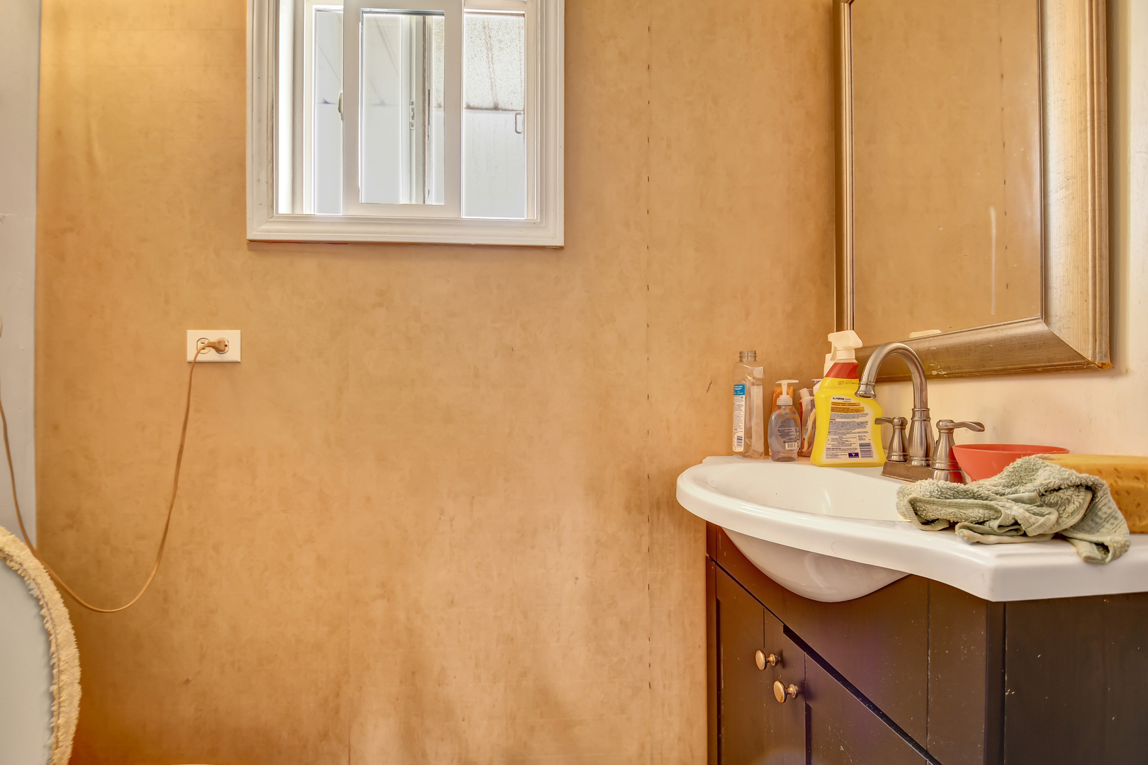 4022 N Cass Avenue, Westmont, IL 60559