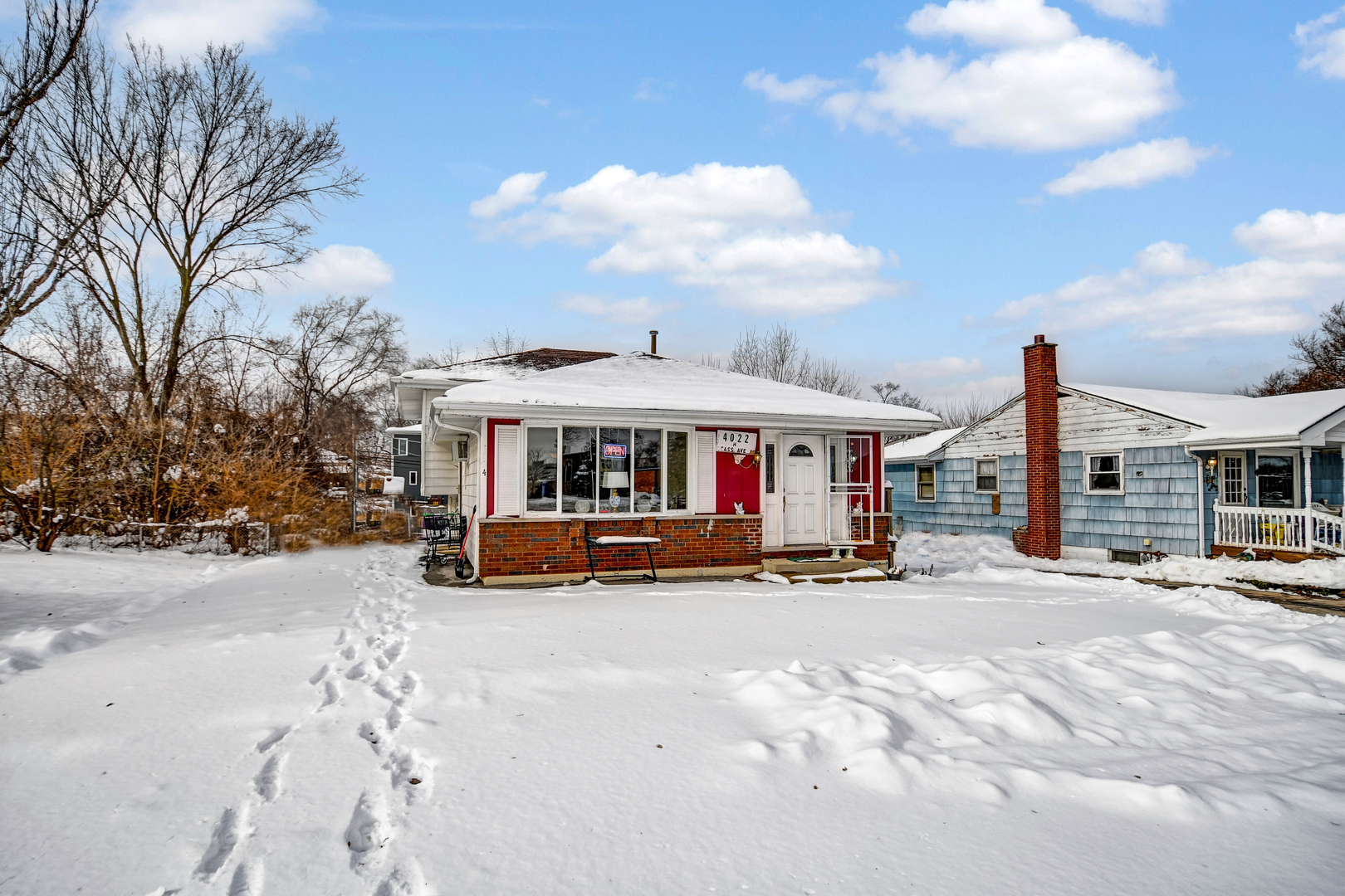 4022 N Cass Avenue, Westmont, IL 60559