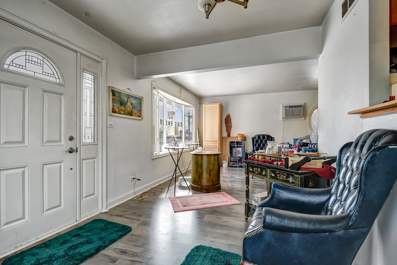 4022 N Cass Avenue, Westmont, IL 60559