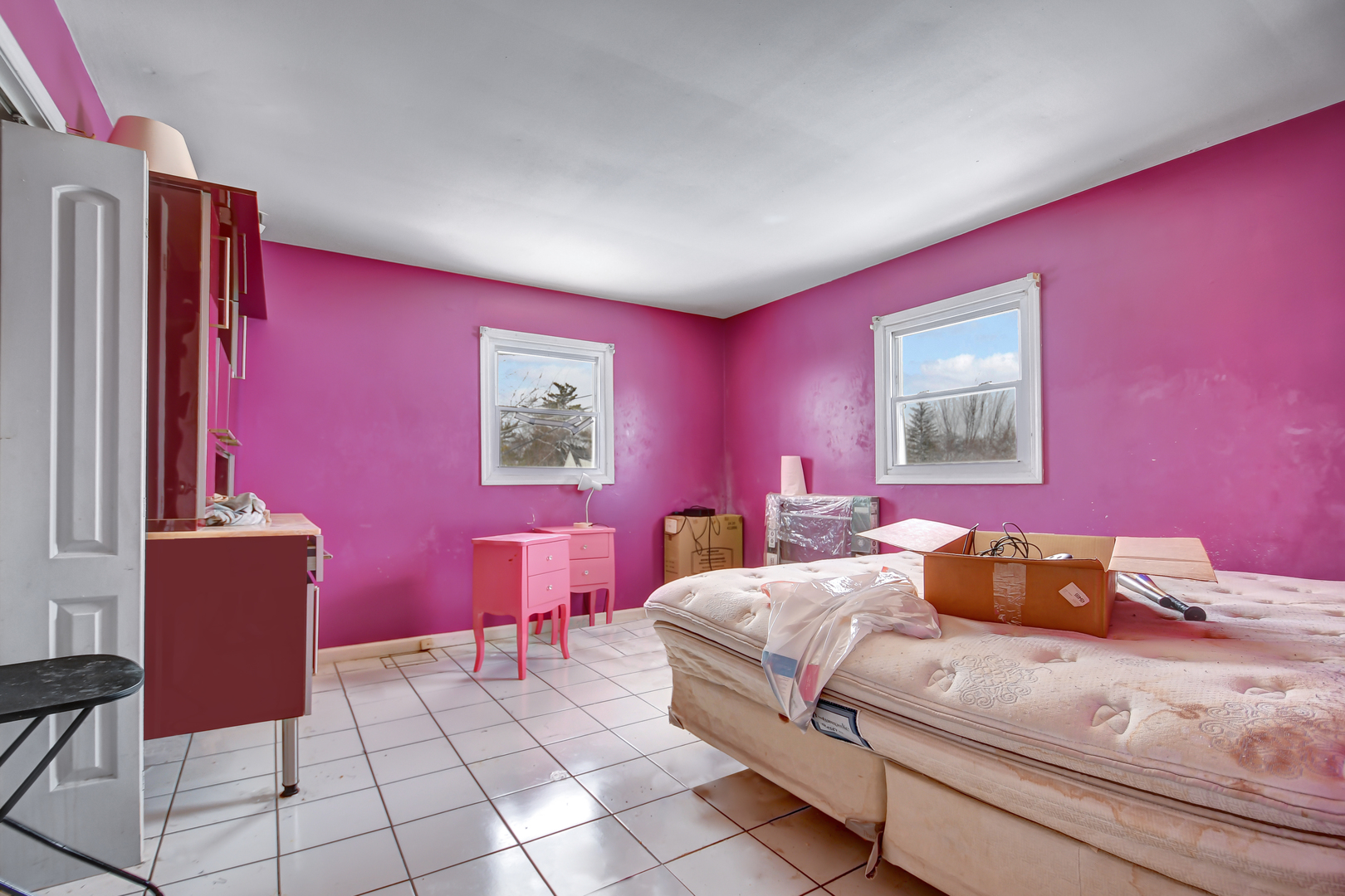 4022 N Cass Avenue, Westmont, IL 60559