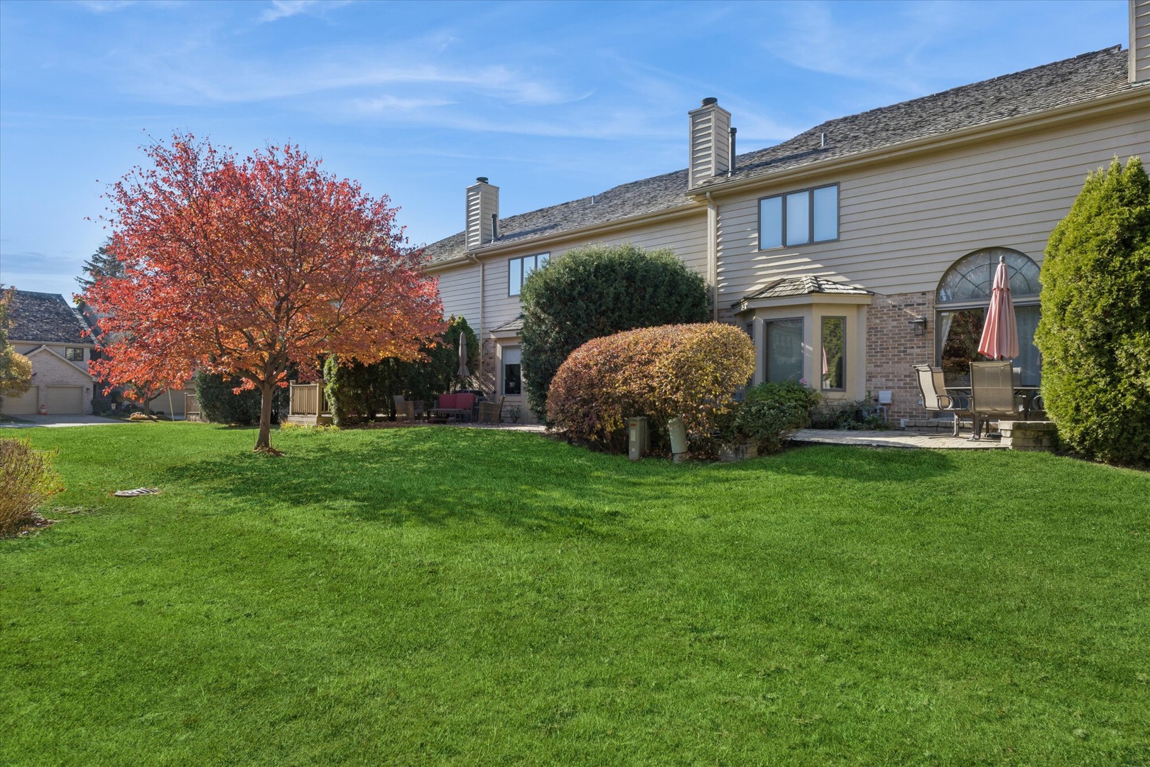 8539 Thistlewood Court, Darien, IL 60561