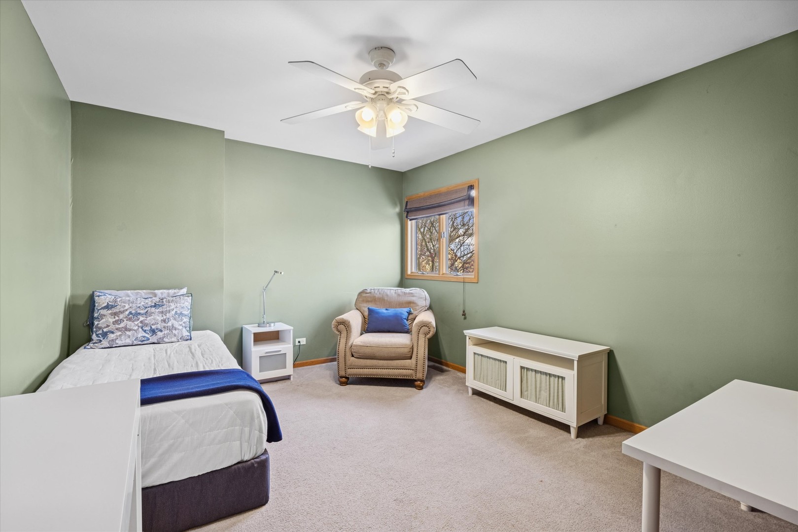 8539 Thistlewood Court, Darien, IL 60561