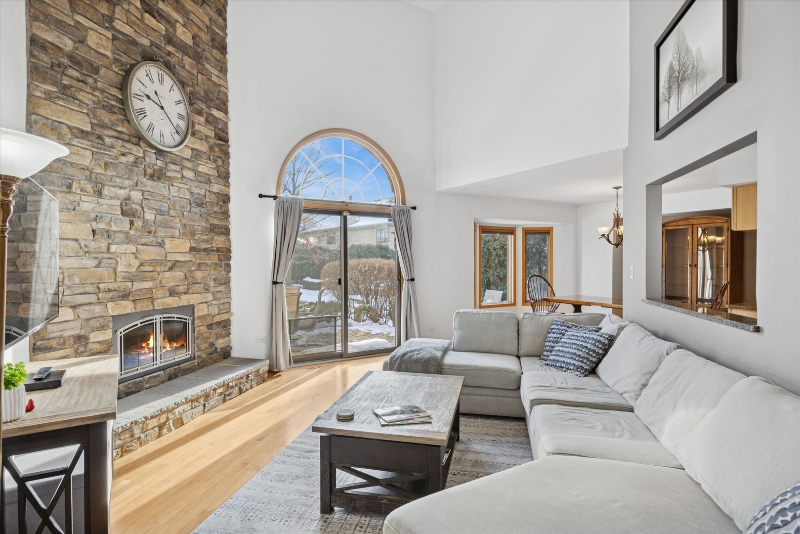 8539 Thistlewood Court, Darien, IL 60561