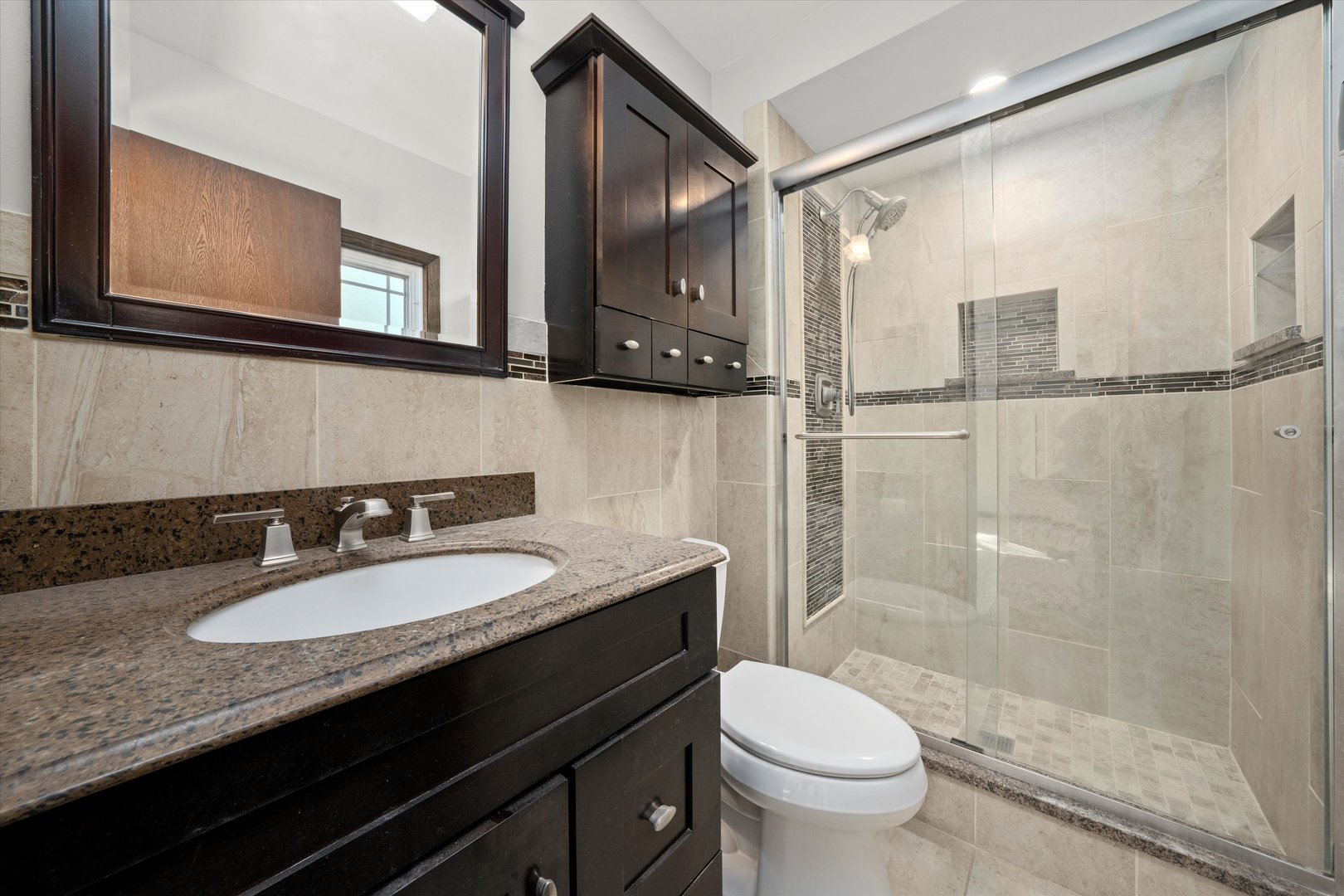 9047 W Oak Crest Court, Palos Hills, IL 60465