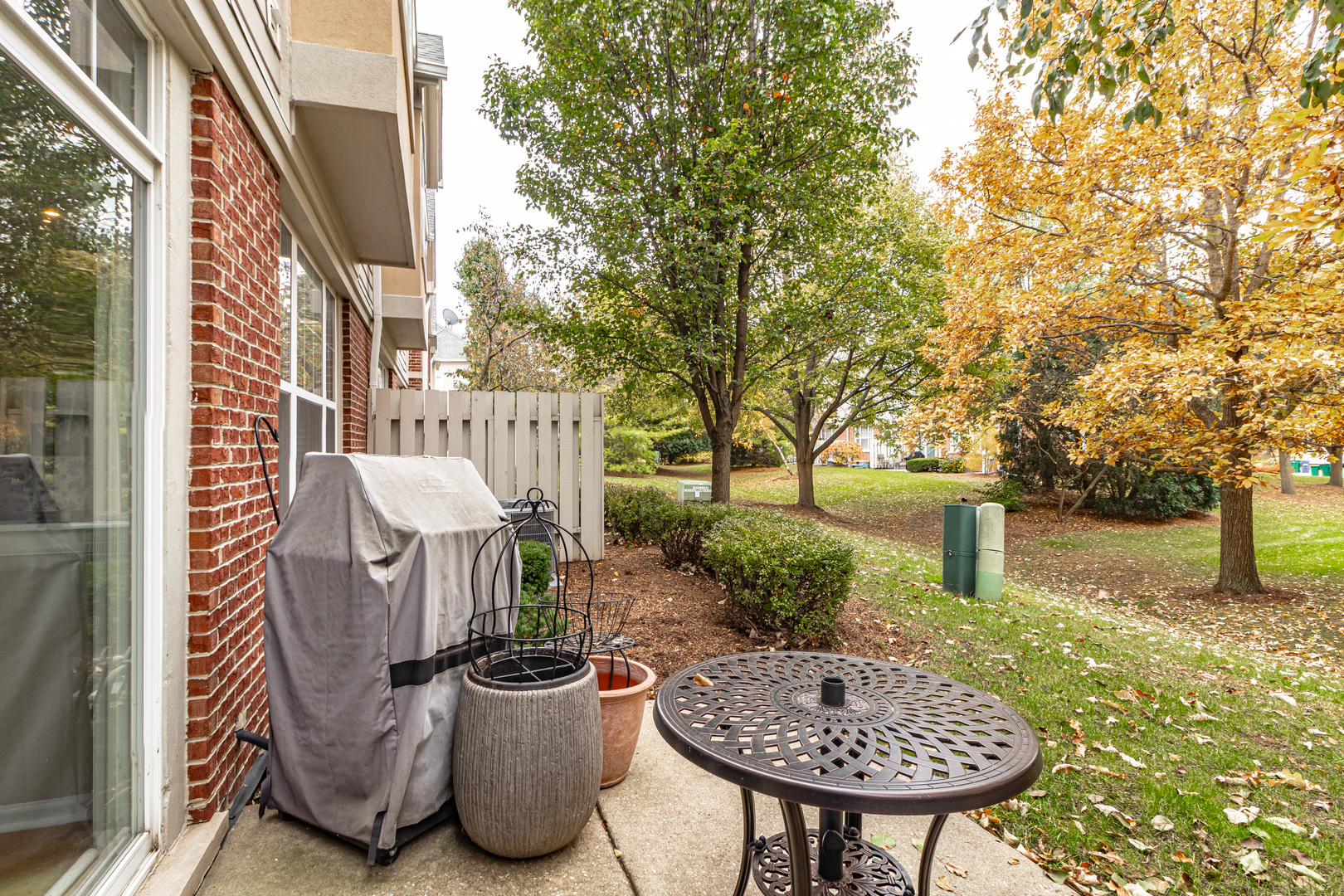 431 PINE LAKE Circle #431, Vernon Hills, IL 60061