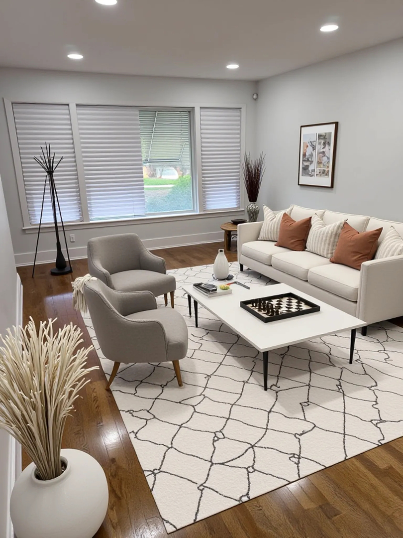 9741 S LOWE Avenue, Chicago, IL 60628