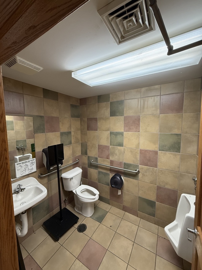 330 N 1st Street, Cuba, IL 61427